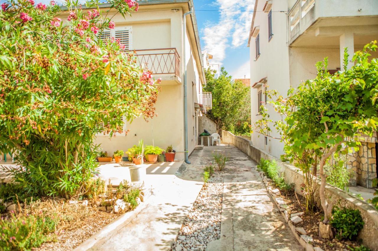 Apartments Alma Novalja Exterior foto